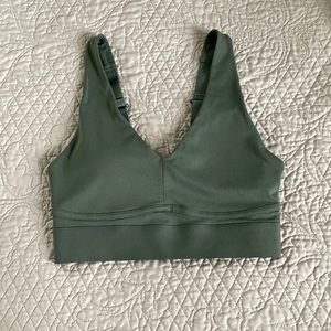 Fabletics All Day Everyday Sports Bra size small